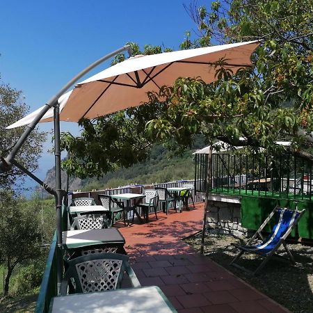 Perla Del Levante Hostel Фрамура Екстериор снимка