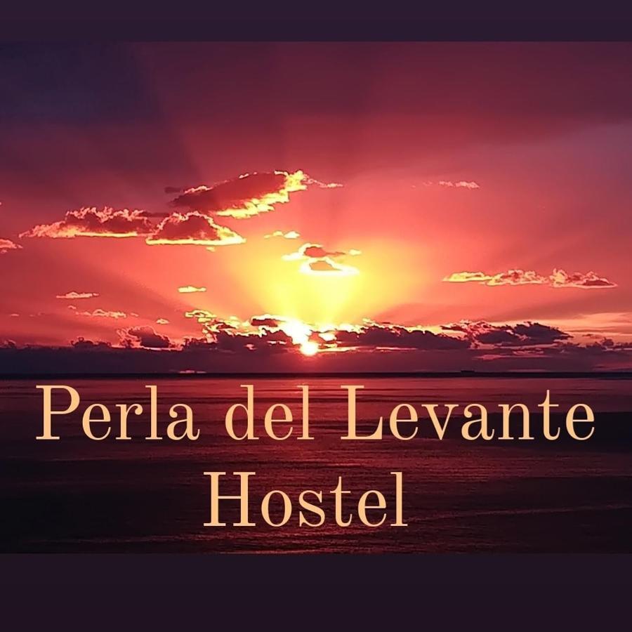 Perla Del Levante Hostel Фрамура Екстериор снимка