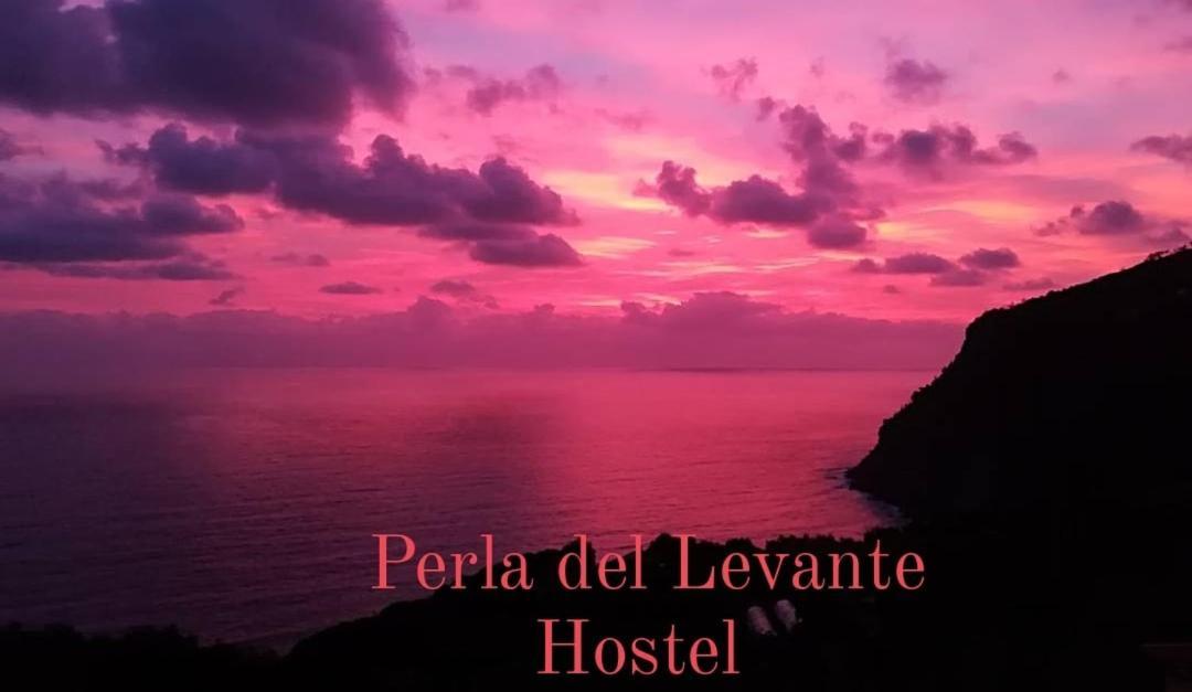 Perla Del Levante Hostel Фрамура Екстериор снимка