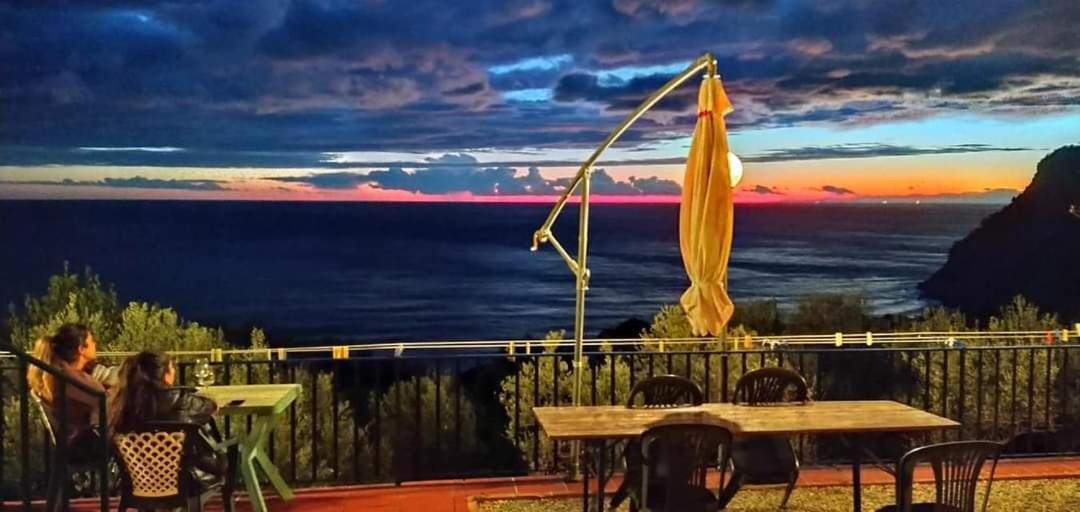 Perla Del Levante Hostel Фрамура Екстериор снимка