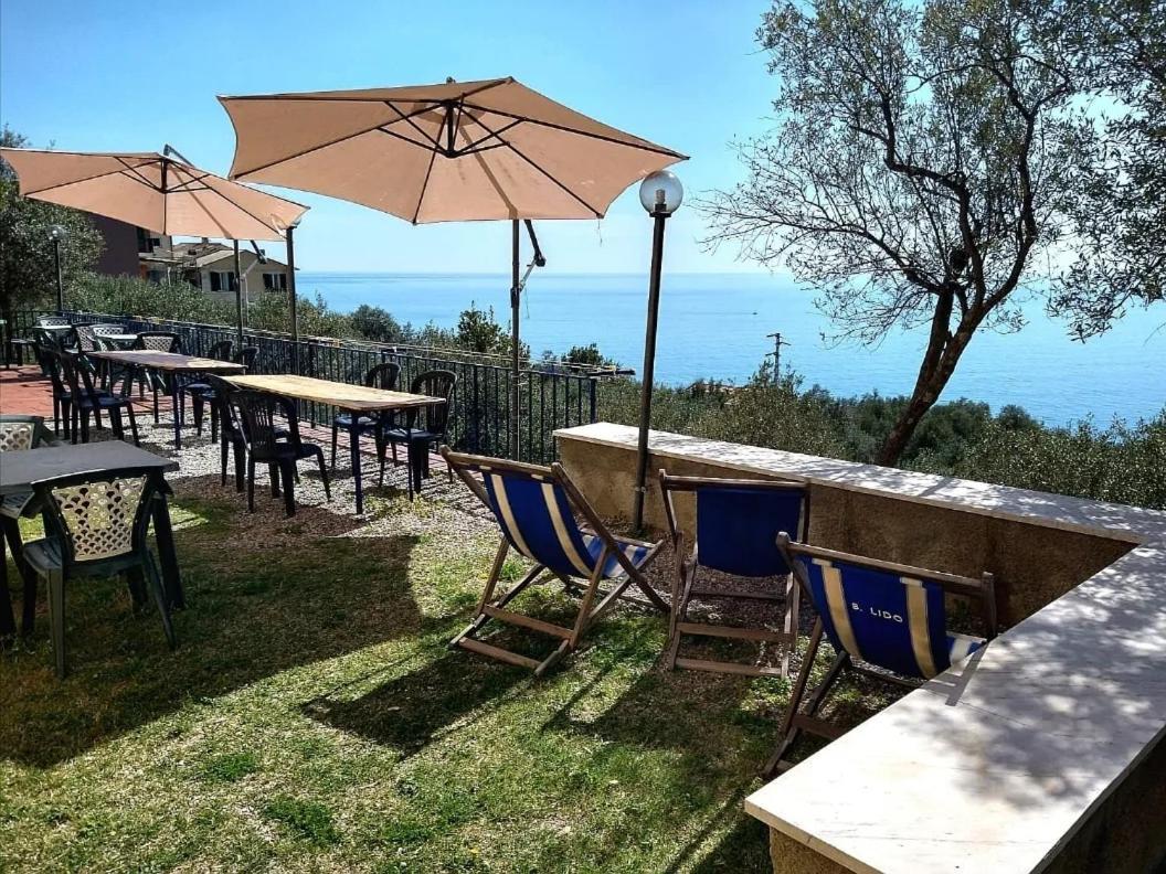 Perla Del Levante Hostel Фрамура Екстериор снимка
