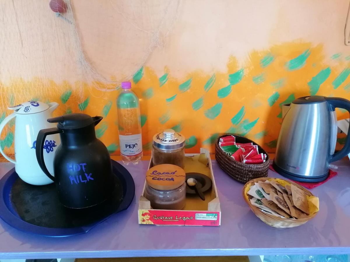 Perla Del Levante Hostel Фрамура Екстериор снимка