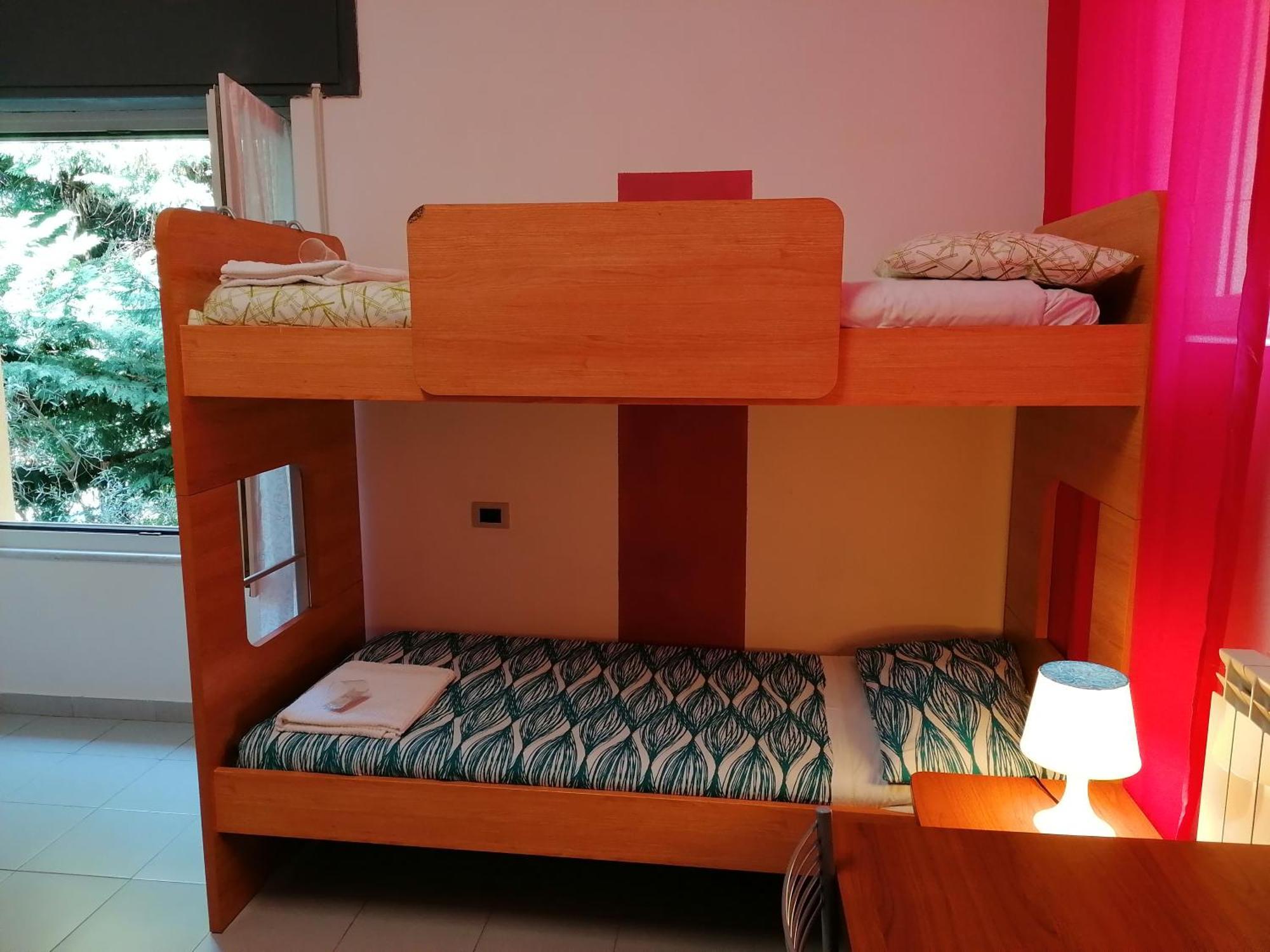 Perla Del Levante Hostel Фрамура Стая снимка